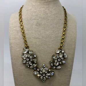 Elegant Gold and Silver Statement Necklace